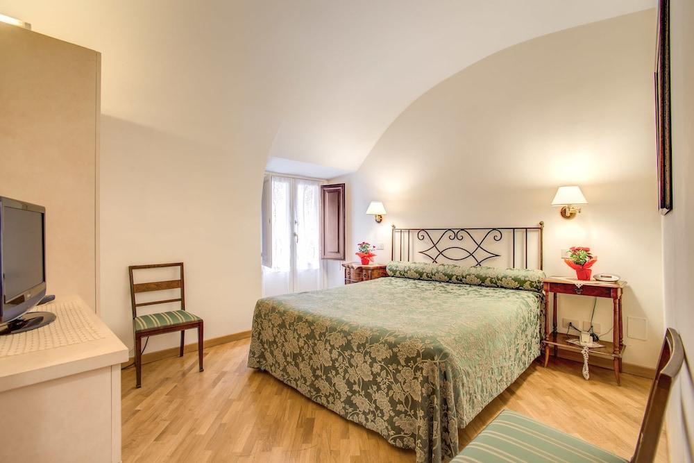 Navona Gallery Suites Rome Extérieur photo