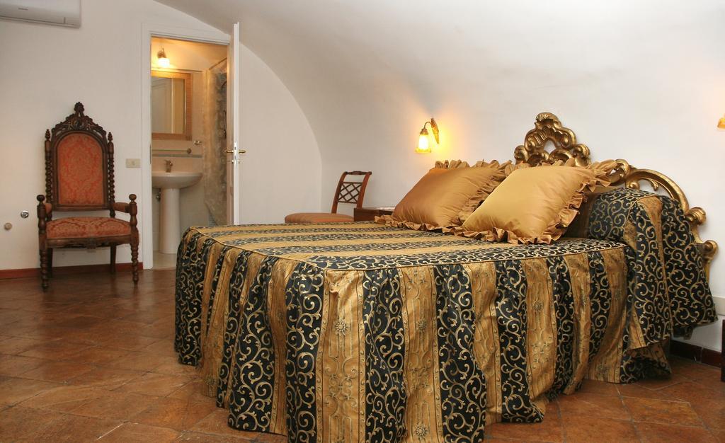 Navona Gallery Suites Rome Extérieur photo